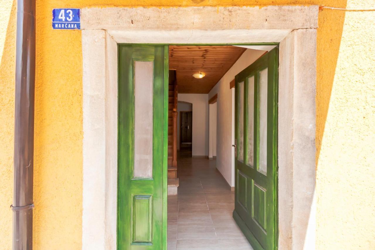 House Krizanic In Marcana, Istria, With 2 Apartments, Total 9 Guests ภายนอก รูปภาพ