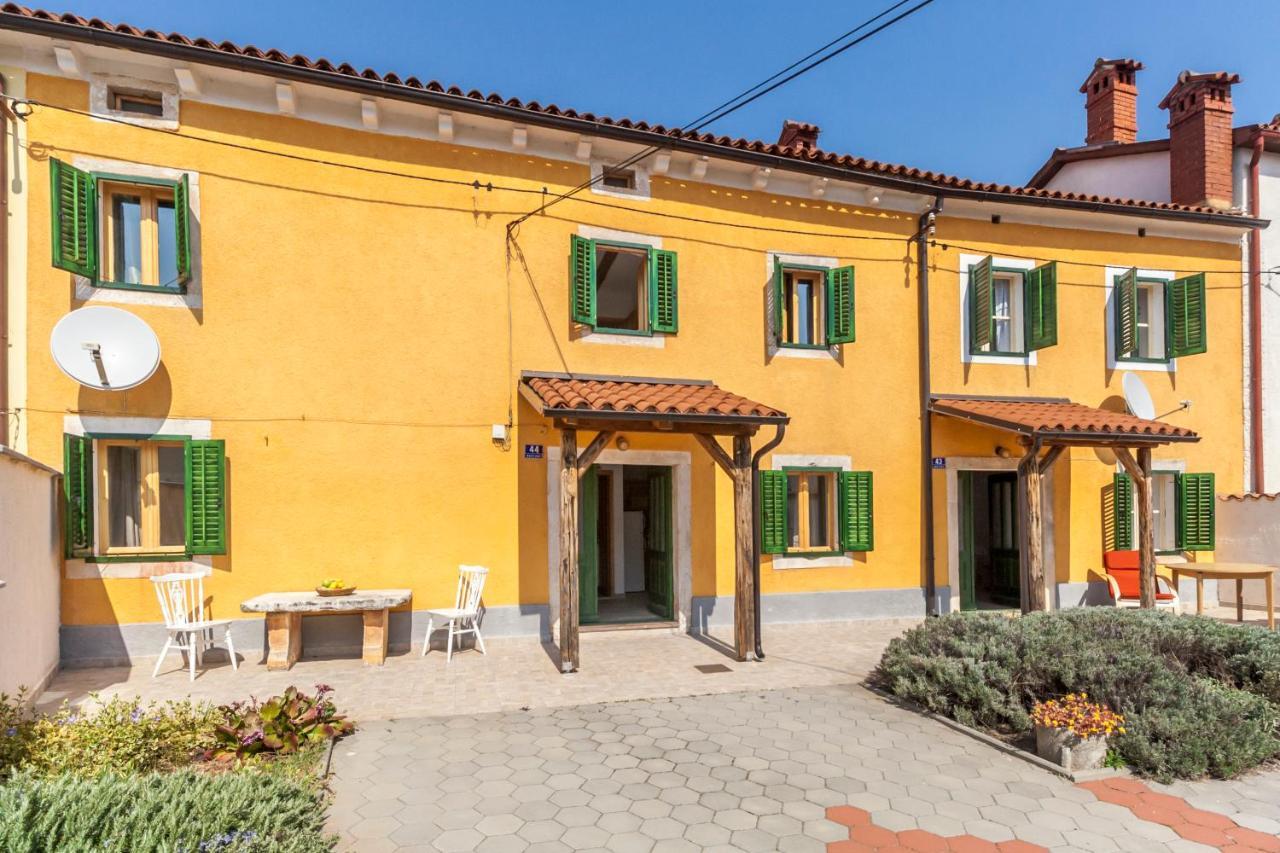 House Krizanic In Marcana, Istria, With 2 Apartments, Total 9 Guests ภายนอก รูปภาพ