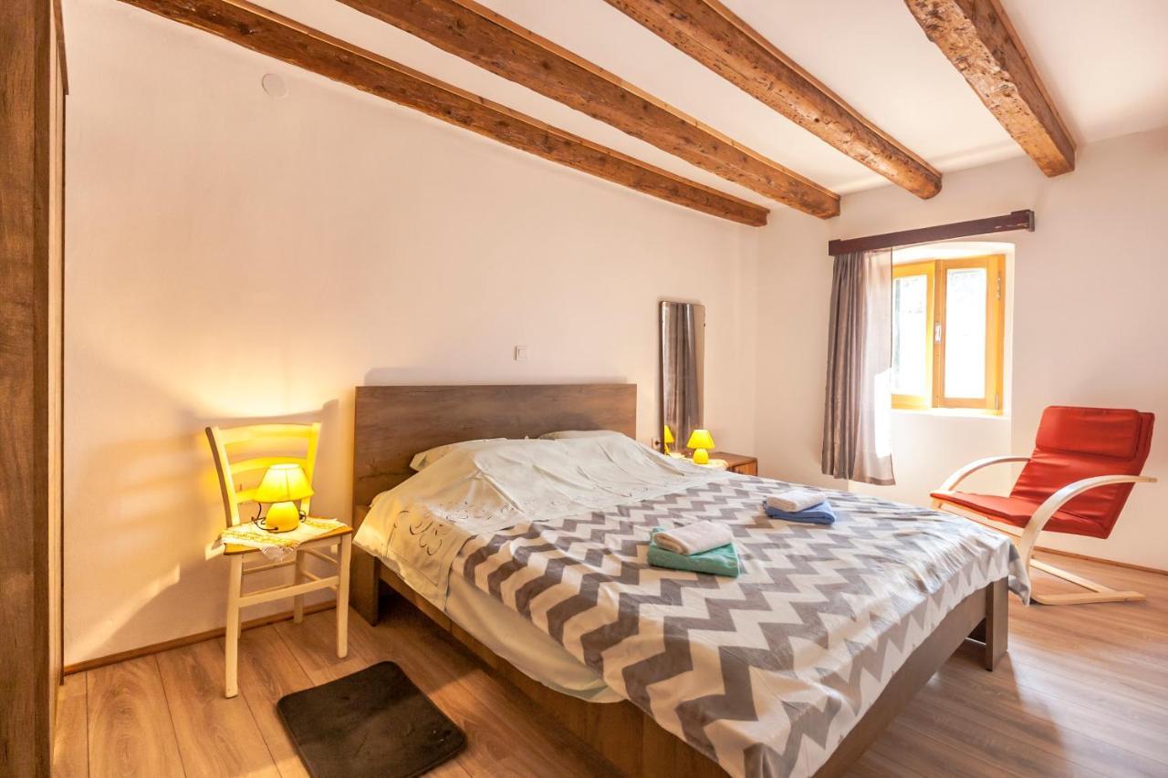 House Krizanic In Marcana, Istria, With 2 Apartments, Total 9 Guests ภายนอก รูปภาพ